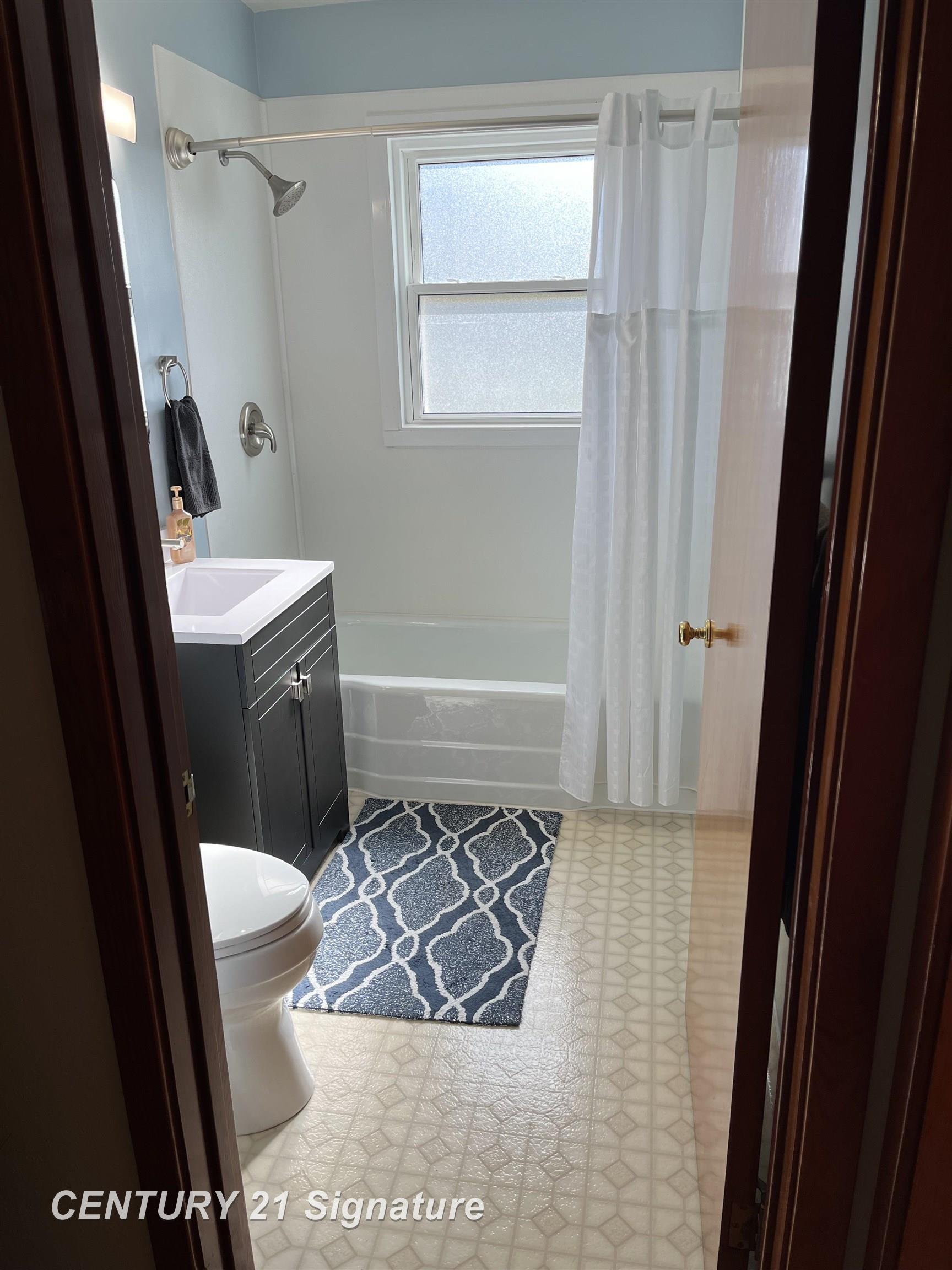 2455 Bullock Road Bay City, MI 48708 - Photo 19 of 41 50158335-4a101a30-3b23-438d-9878-786bc865bd58.JPG