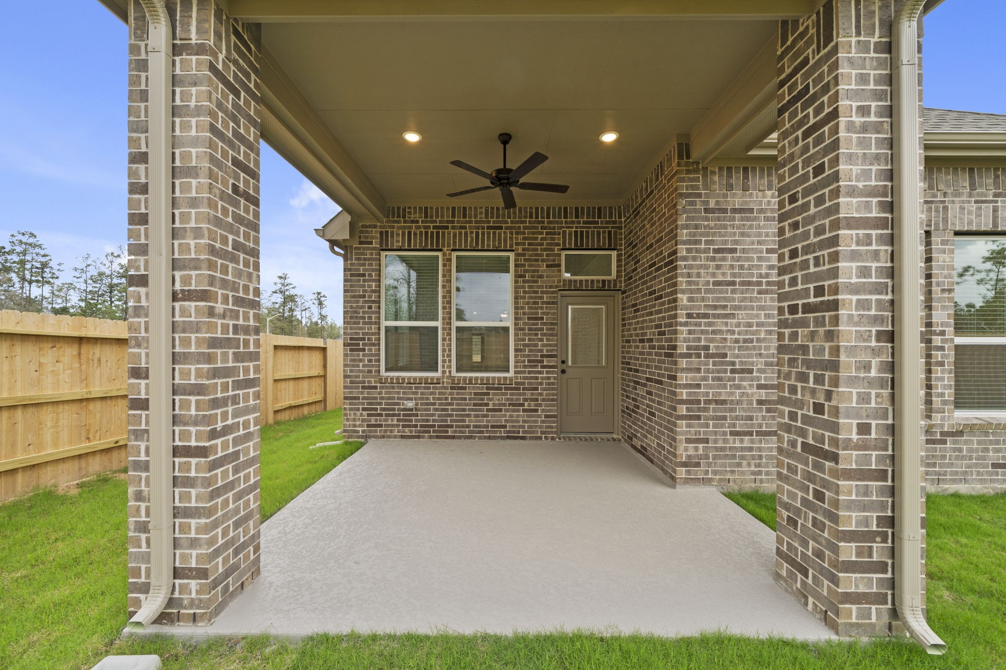 12806 Meadow Wind Way Conroe, TX 77302 - Photo 23 of 37 a view of house with yard