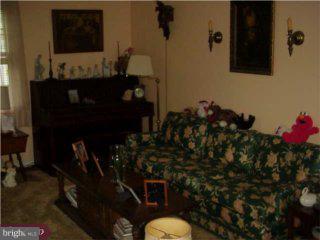 23 Woosamonsa Road Pennington, NJ 08534 - Photo 4 of 6