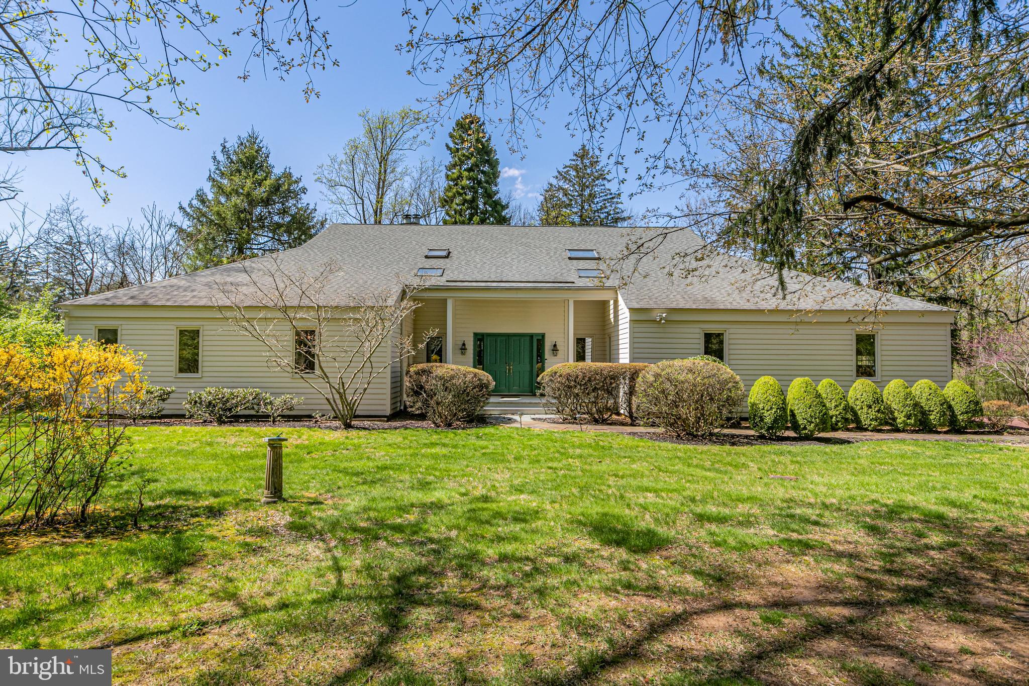 25 Brearly Road Princeton, NJ 08540 - Photo 1 of 48