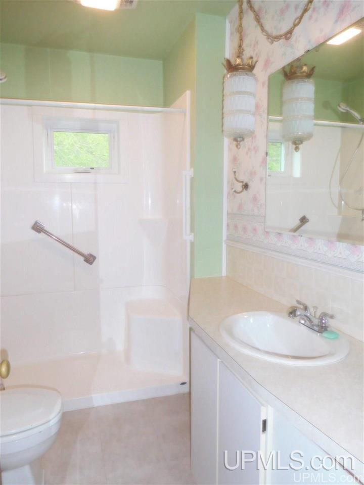 306 5th Street Channing, MI 49815 - Photo 7 of 14