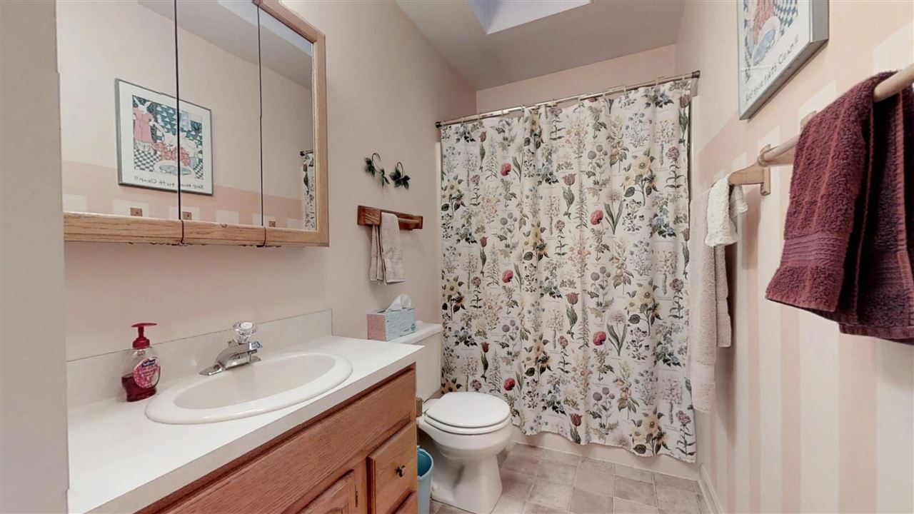830 Berry Hill Road Sheffield, VT 05866 - Photo 13 of 22 Gallery Image 13