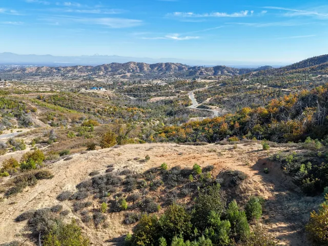$2,500,000 | Mule Mountain Parkway, Redding, CA 96001