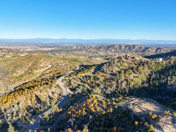$2,500,000 | Mule Mountain Parkway, Redding, CA 96001