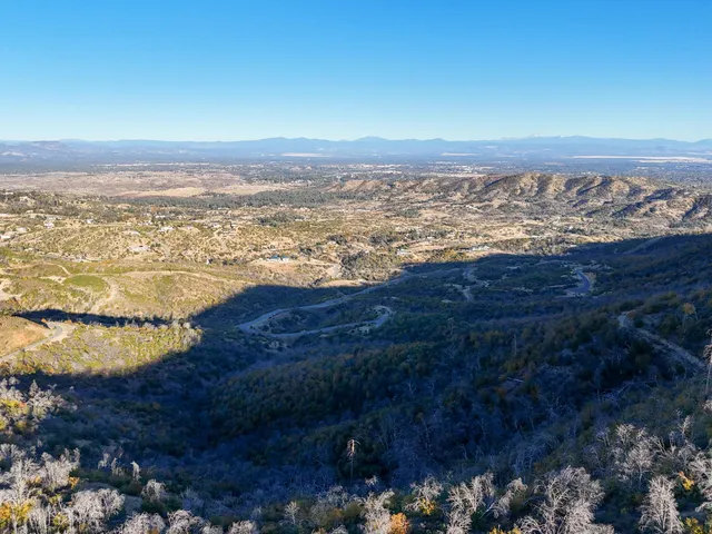 $2,500,000 | Mule Mountain Parkway, Redding, CA 96001