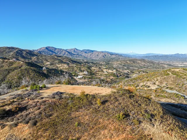 $2,500,000 | Mule Mountain Parkway, Redding, CA 96001