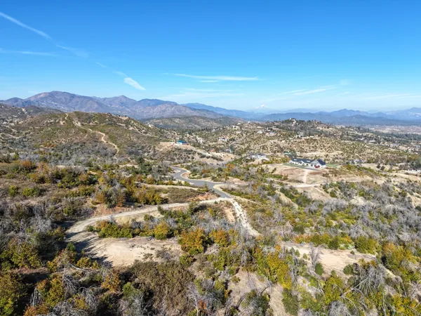 $2,500,000 | Mule Mountain Parkway, Redding, CA 96001