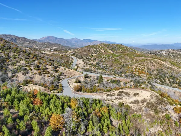 $2,500,000 | Mule Mountain Parkway, Redding, CA 96001