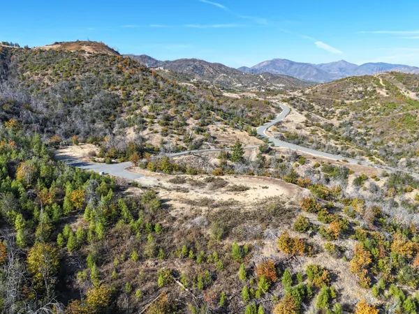 $2,500,000 | Mule Mountain Parkway, Redding, CA 96001