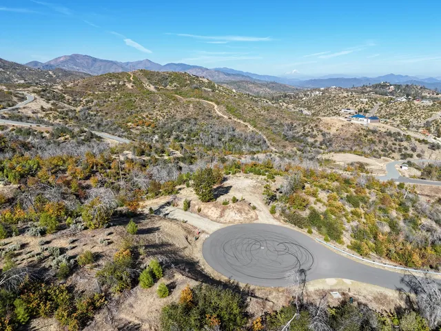 $2,500,000 | Mule Mountain Parkway, Redding, CA 96001