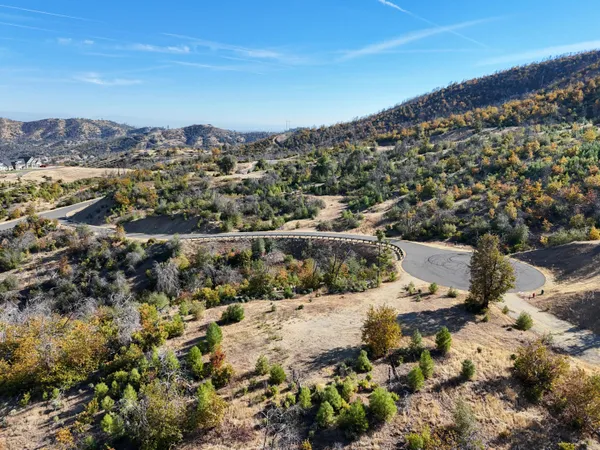 $2,500,000 | Mule Mountain Parkway, Redding, CA 96001
