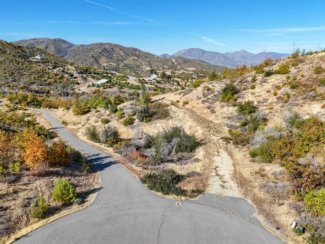 $2,500,000 | Mule Mountain Parkway, Redding, CA 96001