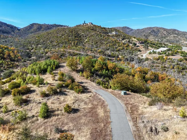 $2,500,000 | Mule Mountain Parkway, Redding, CA 96001