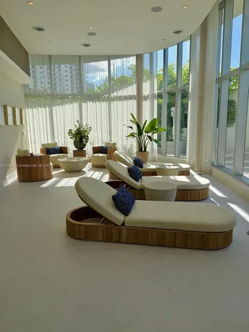 $3,100,000 | 700 Northeast 24th Street, Unit 3701, Miami, FL 33137