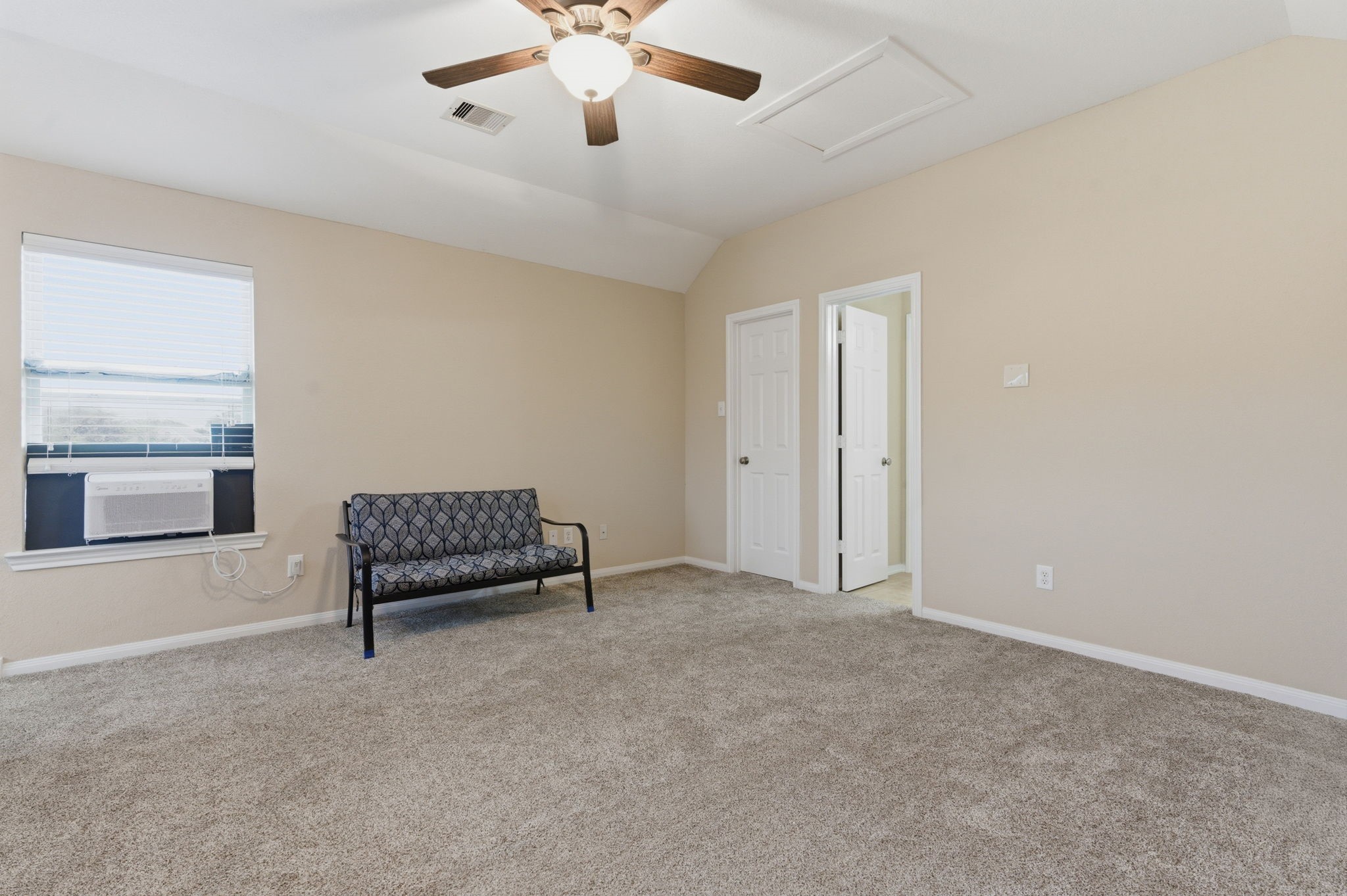 21822 Mount Hunt Drive Spring, TX 77388 - Photo 23 of 27 Make it your own, guest room/craft room/work out space! The possibilities are endless!