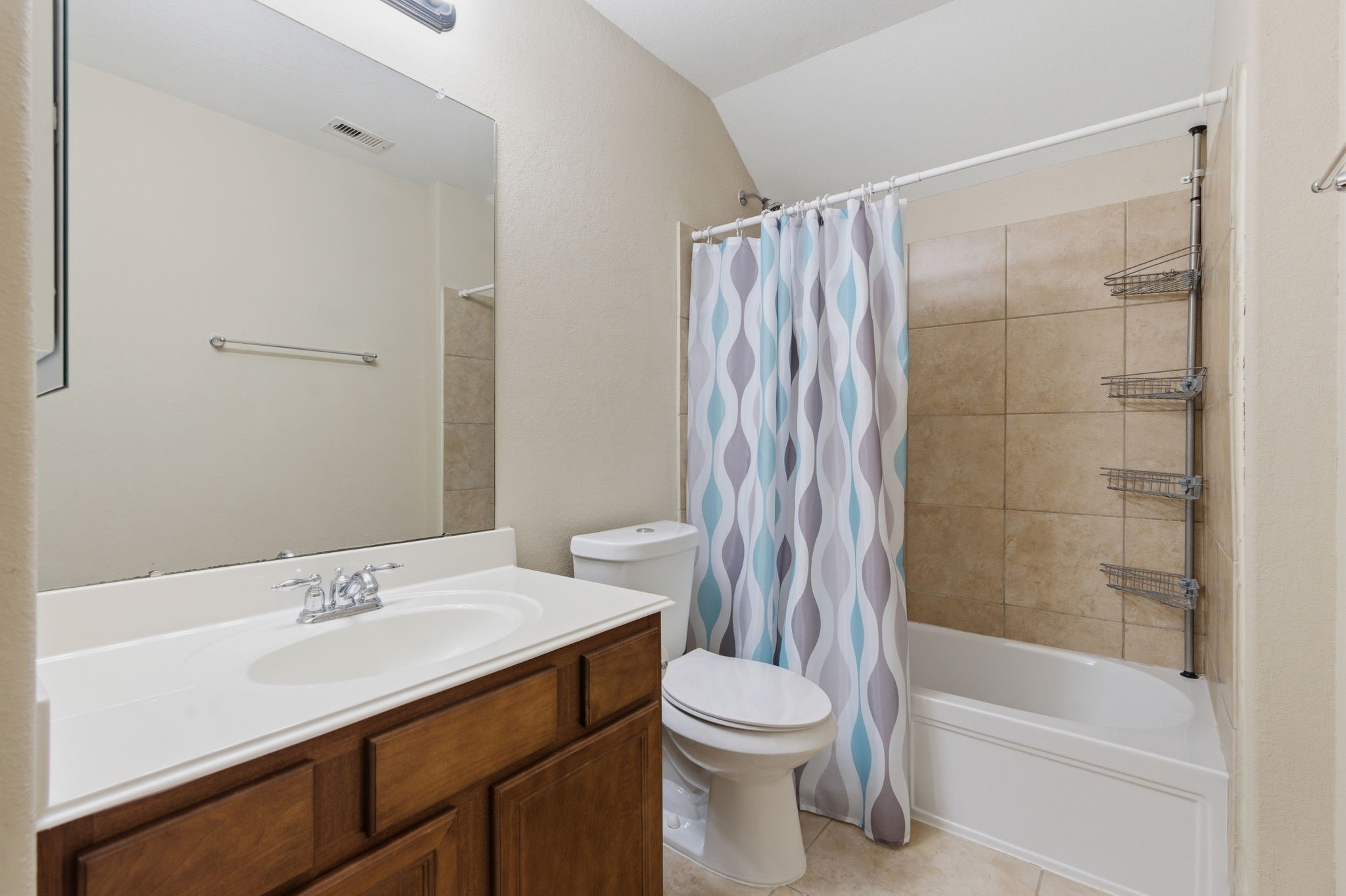 21822 Mount Hunt Drive Spring, TX 77388 - Photo 24 of 27 Private Full Bath Accommodates your Bonus Room!