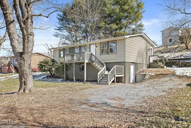 $299,000 | 212 Highland Circle, Bluff City, TN 37618