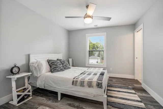 $1,200,000 | 922 North Hill Street, South Bend, IN 46617