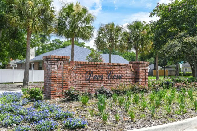 $3,750 | 7596 Fawn Lake Drive North, Jacksonville, FL 32256
