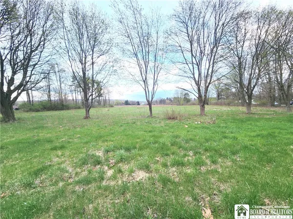$300,000 | 3621 East Main Road, Pomfret, NY 14063