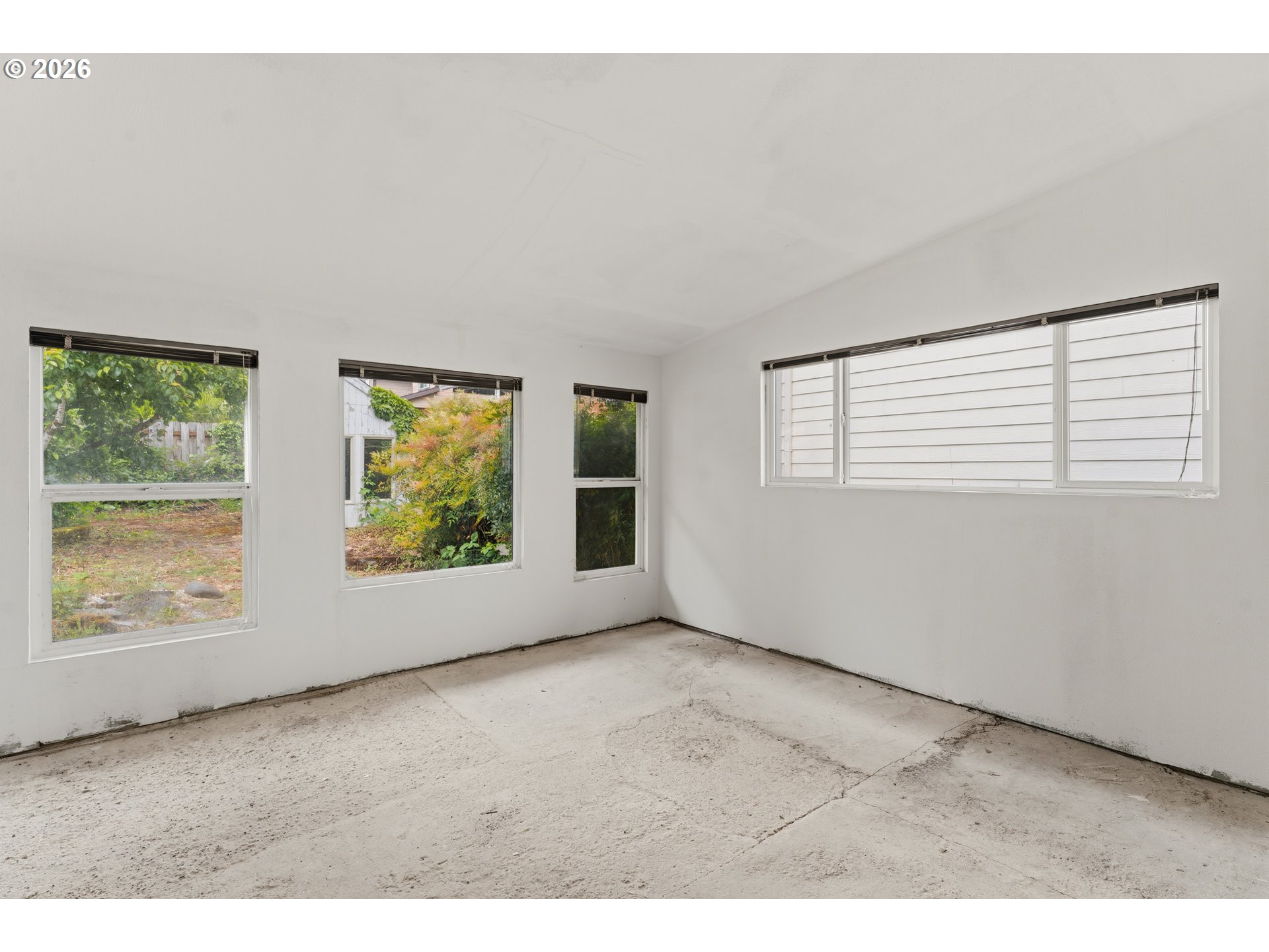 11311 Southeast Division Street Portland, OR 97216 - Photo 29 of 48