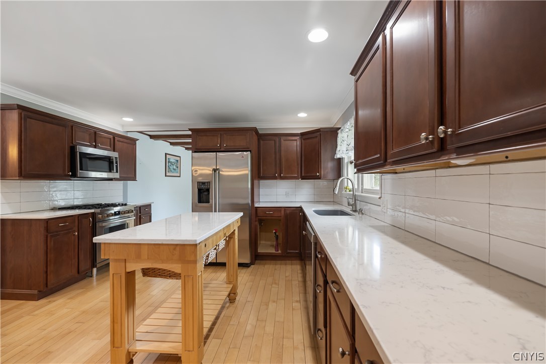 6926 Nelson Road Lincoln, NY 13032 - Photo 10 of 46 Kitchen