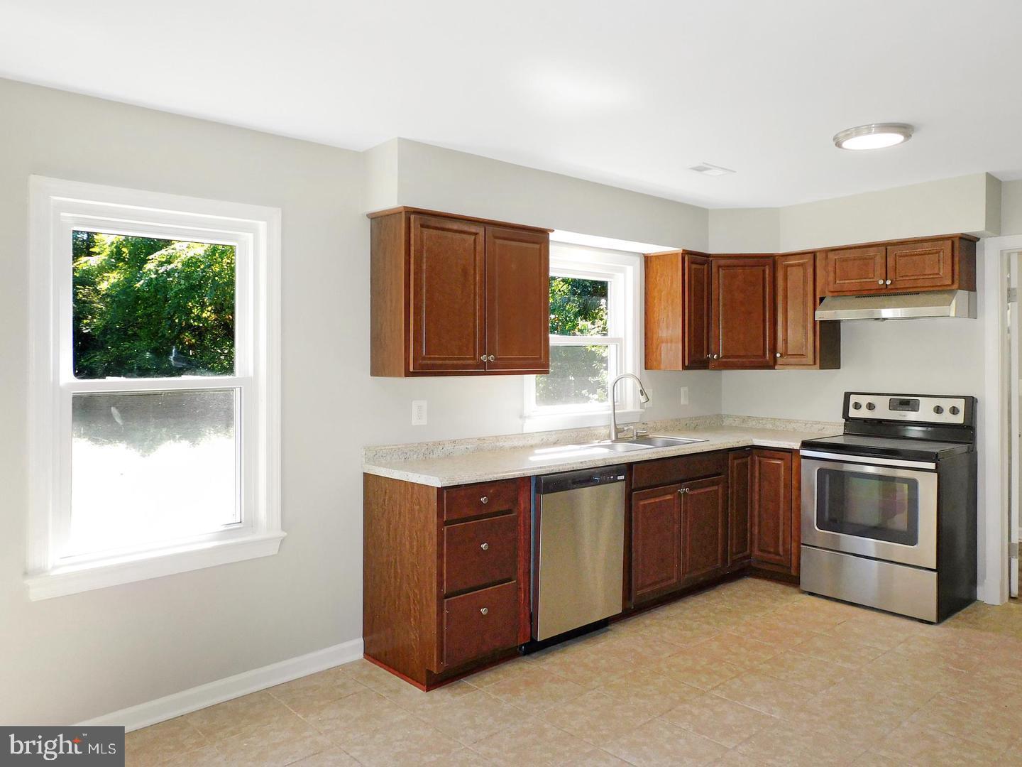 25447 Evas Way Hollywood, MD 20636 - Photo 4 of 11