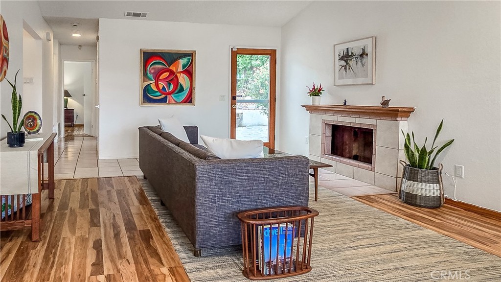 11357 Gramercy Place Riverside, CA 92505 - Photo 6 of 65 Glass door opens to side patio garden