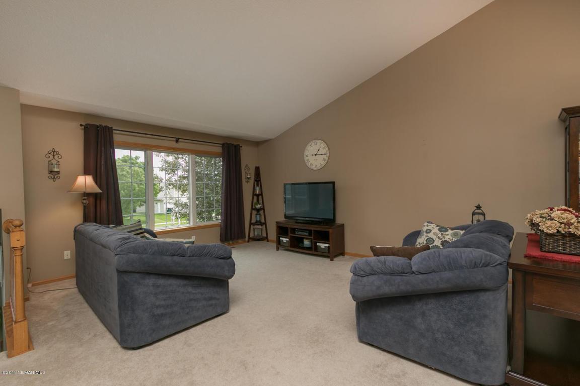 4571 Savannah Drive Northwest Rochester, MN 55901 - Photo 4 of 36 Gallery Image 4