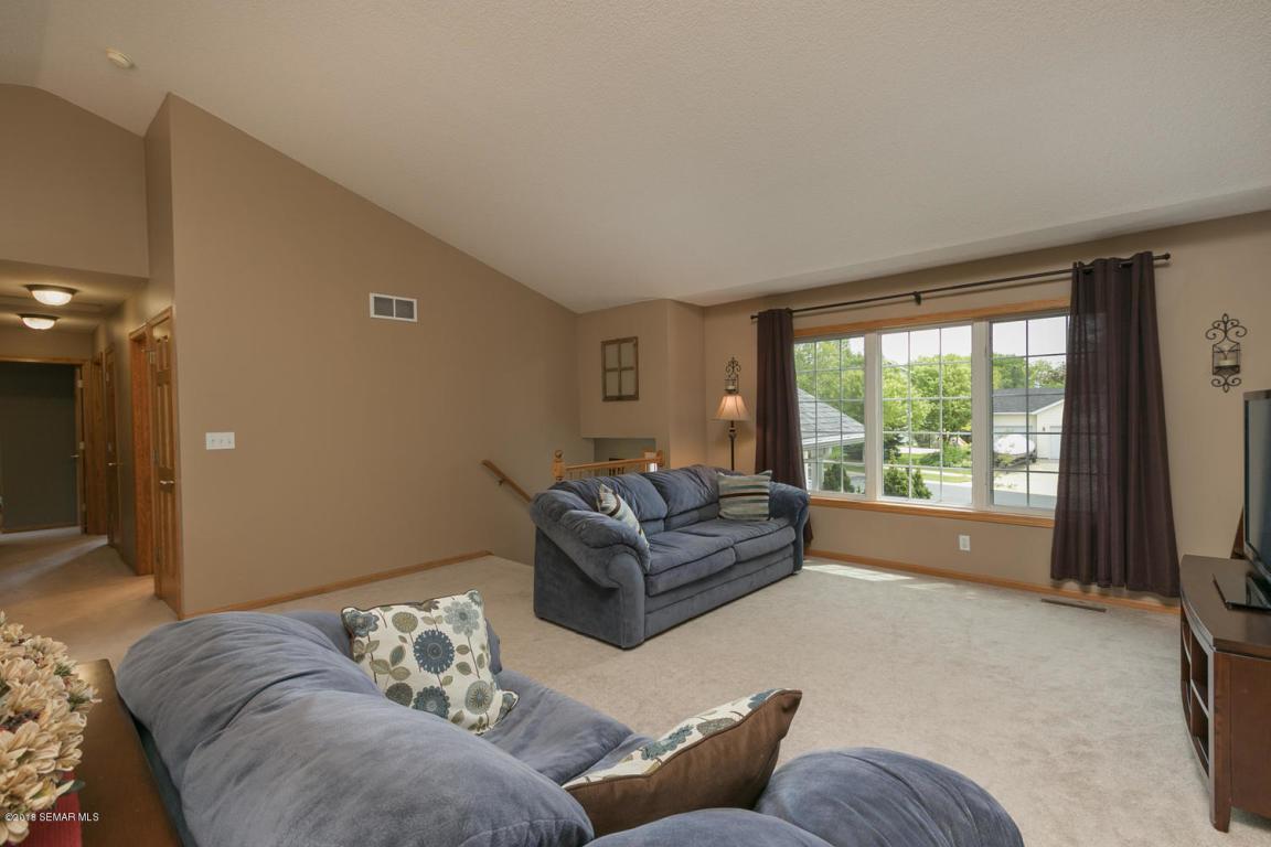 4571 Savannah Drive Northwest Rochester, MN 55901 - Photo 5 of 36 Gallery Image 5