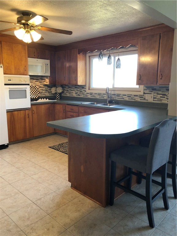 62 Woolacott Road Irondequoit, NY 14621 - Photo 11 of 49 Kitchen