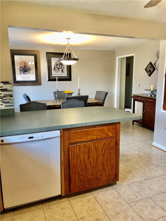 62 Woolacott Road Irondequoit, NY 14621 - Photo 15 of 49 Kitchen