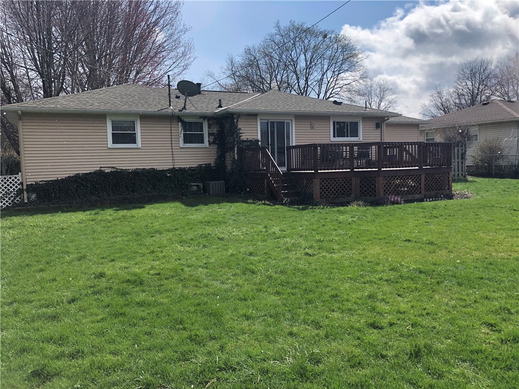 62 Woolacott Road Irondequoit, NY 14621 - Photo 39 of 49 Exterior back