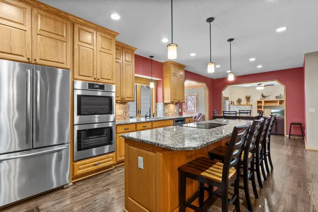 $580,000 | 19320 Ellington Trail, Farmington, MN 55024