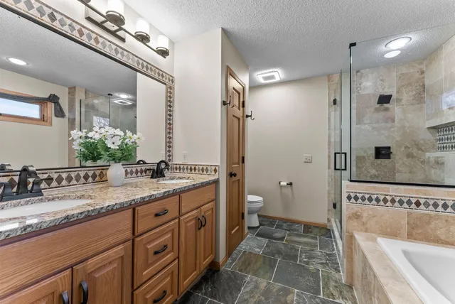 $580,000 | 19320 Ellington Trail, Farmington, MN 55024