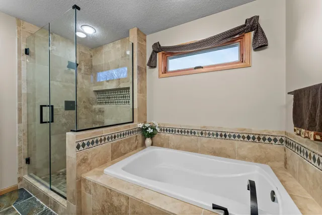 $580,000 | 19320 Ellington Trail, Farmington, MN 55024