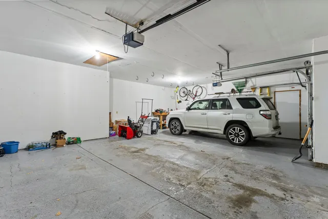 $580,000 | 19320 Ellington Trail, Farmington, MN 55024