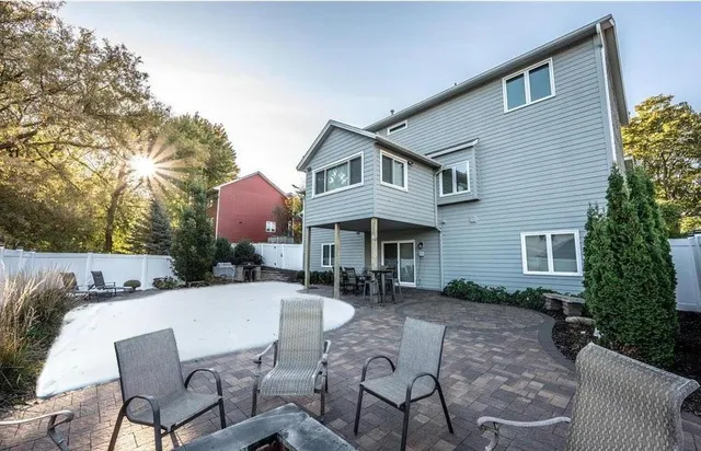 $580,000 | 19320 Ellington Trail, Farmington, MN 55024