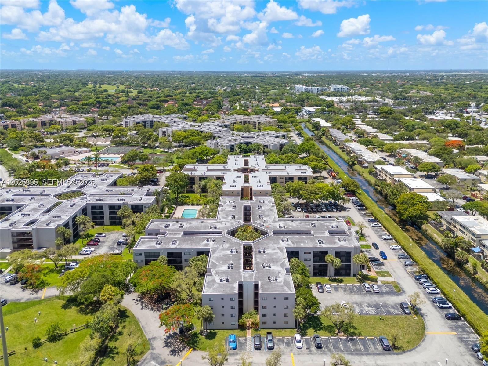 8400 Southwest 133rd Avenue Road, Unit 121 Miami, FL 33183 - Photo 17 of 43 a view of city