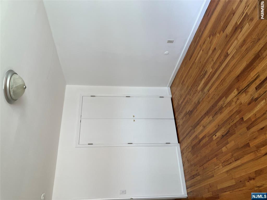 154 Rothwell Avenue, Unit 2B Cliffside Park, NJ 07010 - Photo 5 of 17