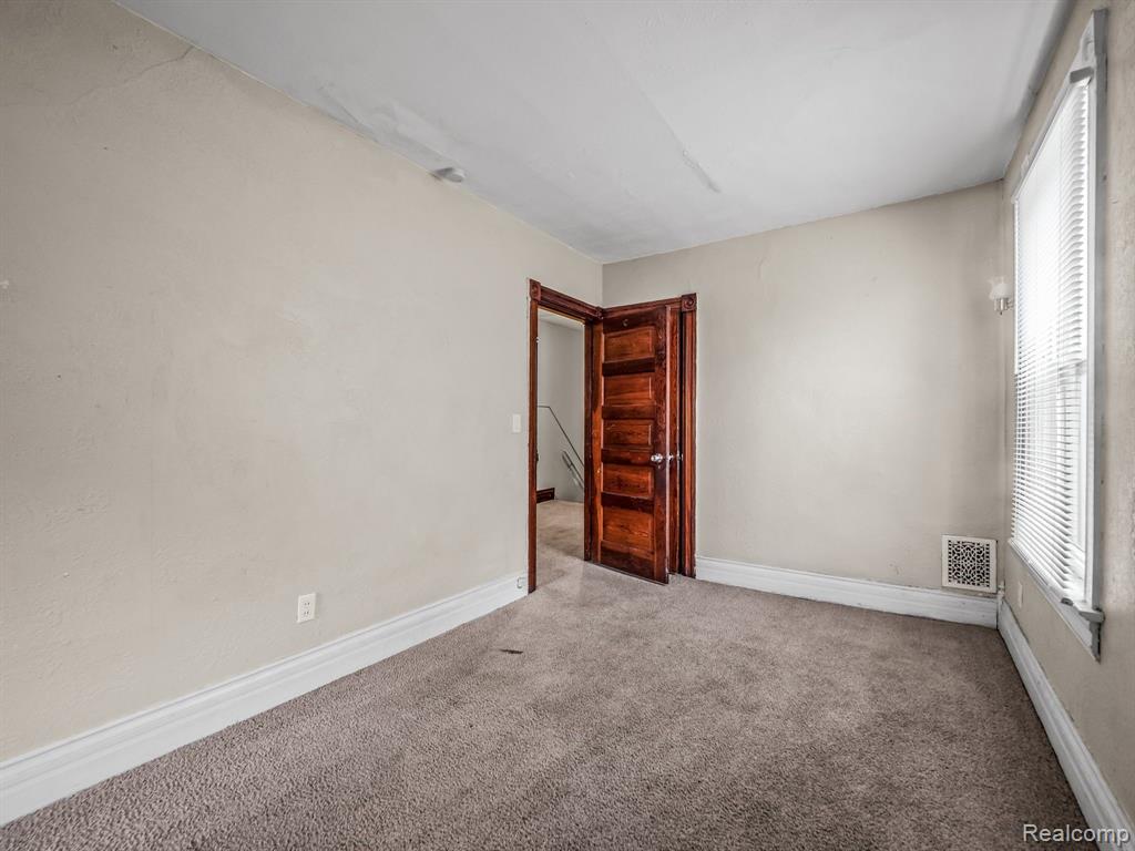 1789 Field Street Detroit, MI 48214 - Photo 46 of 49