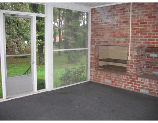 20 Old Orchard Road West Springfield, MA 01089 - Photo 8 of 8 Gallery Image 8
