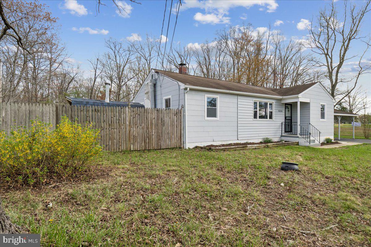 16206 Ashbox Road Brandywine, MD 20613 - Photo 4 of 30 Charming home with spacious yard.