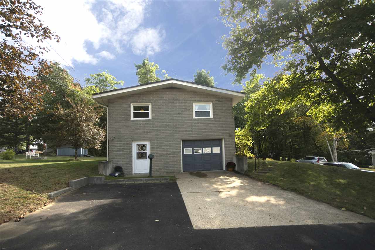 5 Sweetbriar Lane Rochester, NH 03867 - Photo 4 of 40