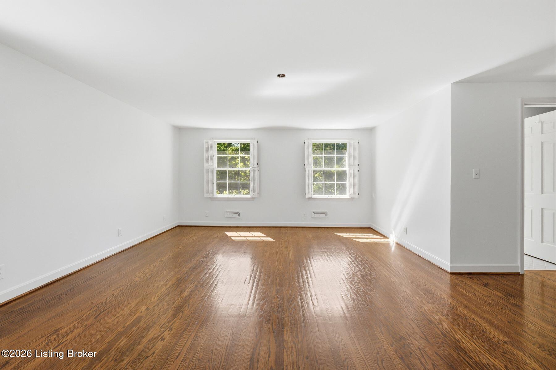 12000 Hazelwood Road Anchorage, KY 40223 - Photo 30 of 52 photo_online_030