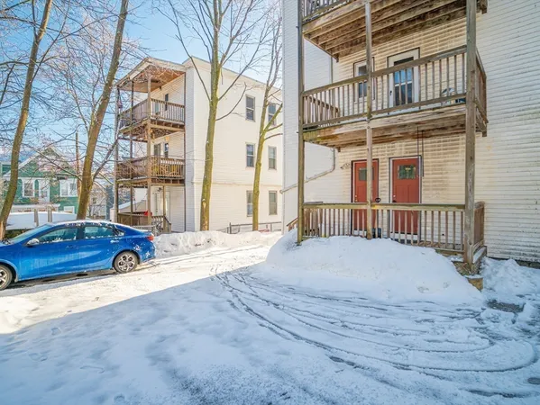 $649,900 | 6 Brattle Street, Unit 1, Arlington, MA 02476