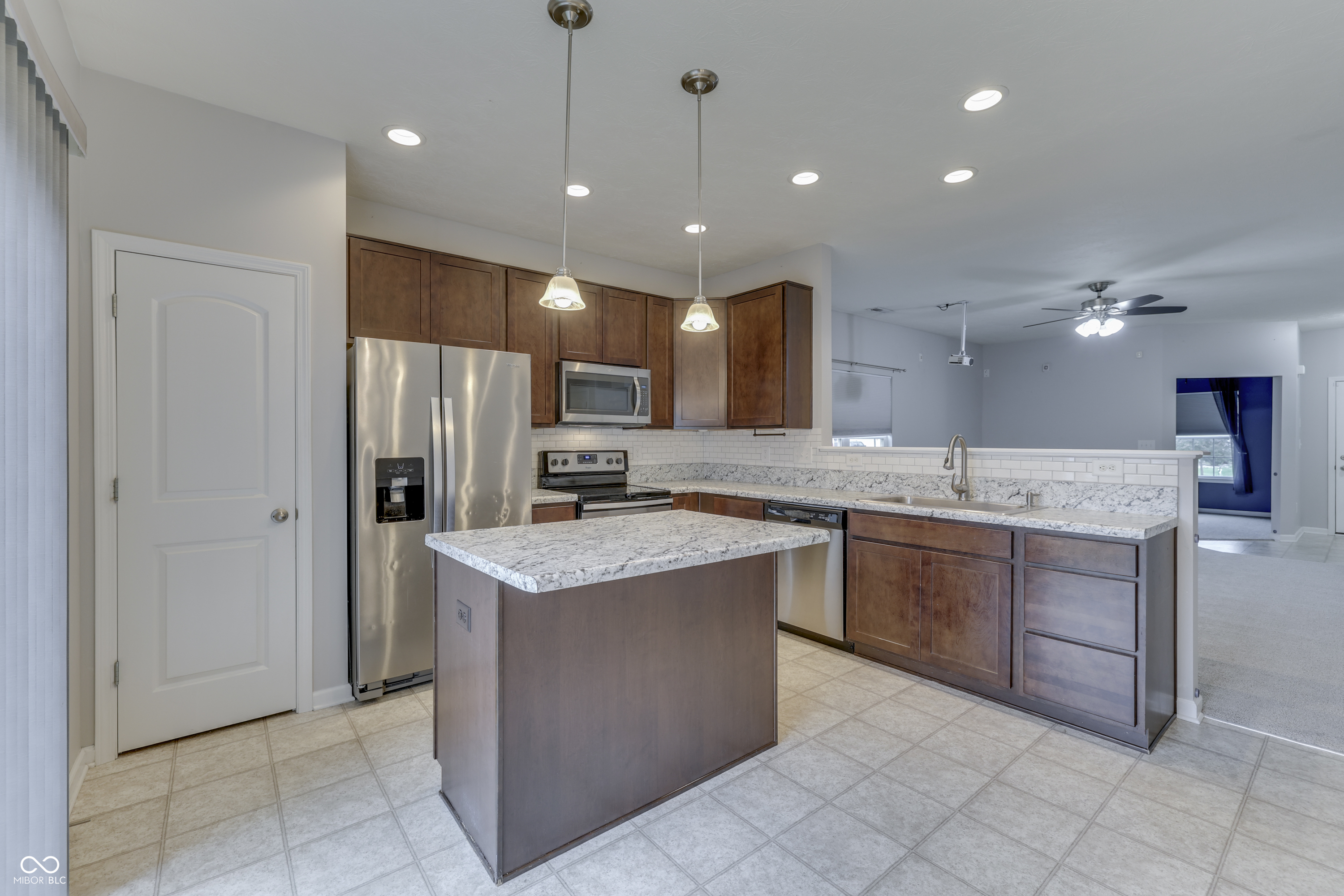 202 Longleaf Lane Greenfield, IN 46140 - Photo 12 of 39