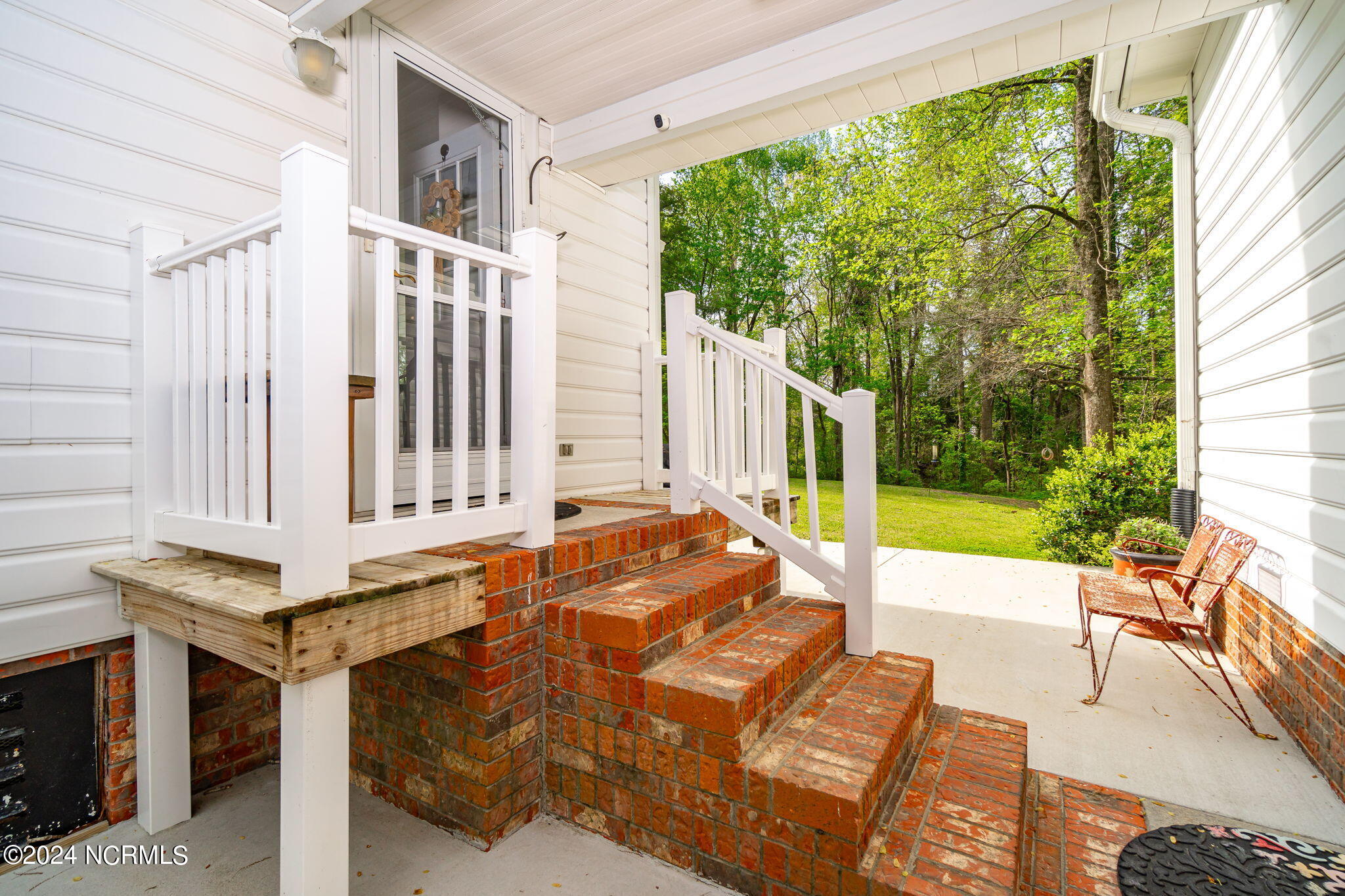 308 Wehoe Road New Bern, NC 28560 - Photo 47 of 70 41-web-or-mls-Styron Photo-308 Wehoe Rd-