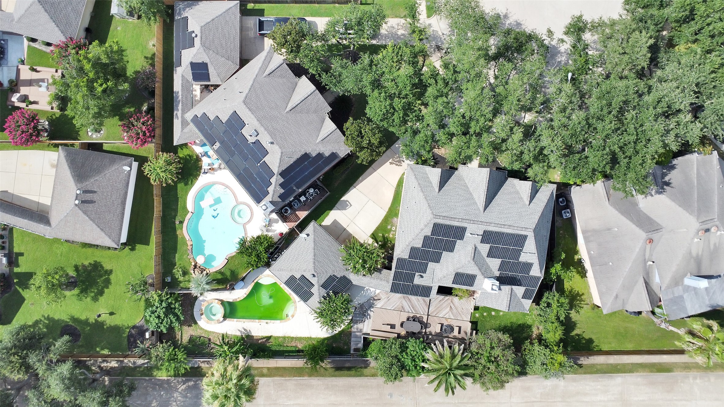 5803 Song Ridge Court Houston, TX 77041 - Photo 44 of 45 an aerial view of multiple houses with yard
