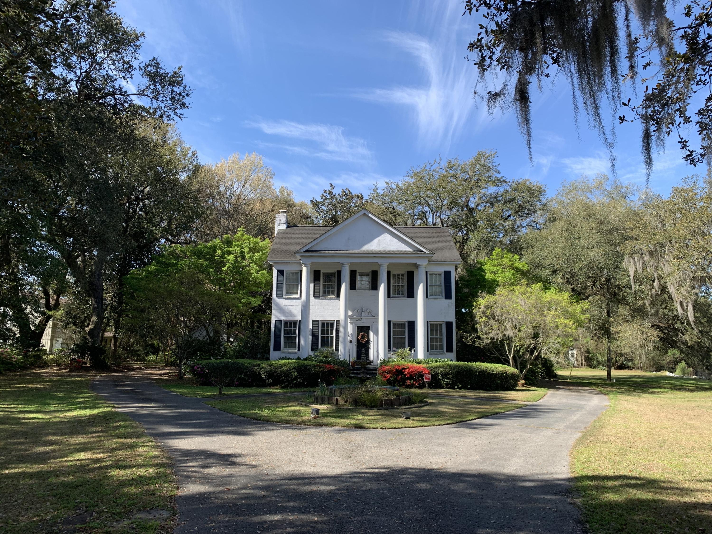 2267 Ashley River Road Charleston, SC 29414 - Photo 9 of 19 Main Picture